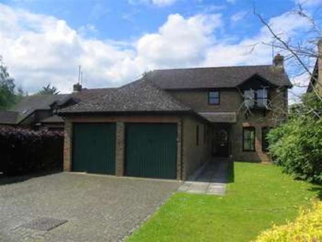  Image of 4 bedroom Detached house for sale in Walnut Tree Close Ruscombe Reading RG10 at Ruscombe  Reading, RG10 9PF