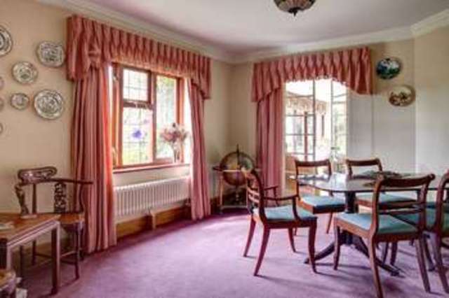  Image of 4 bedroom Detached house for sale in St. Georges Avenue Havant PO9 at Warblington Havant Hampshire, PO9 2RU