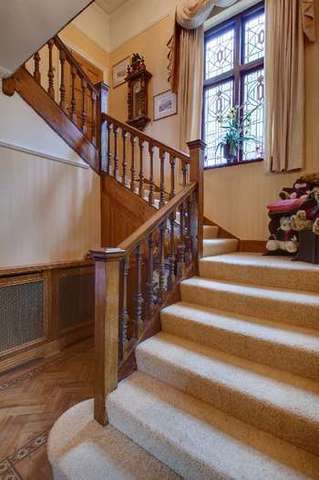  Image of 4 bedroom Detached house for sale in St. Georges Avenue Havant PO9 at Warblington Havant Hampshire, PO9 2RU