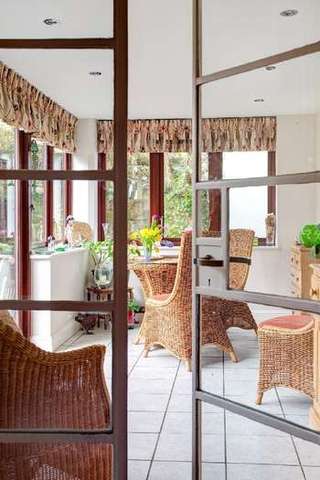  Image of 4 bedroom Detached house for sale in St. Georges Avenue Havant PO9 at Warblington Havant Hampshire, PO9 2RU