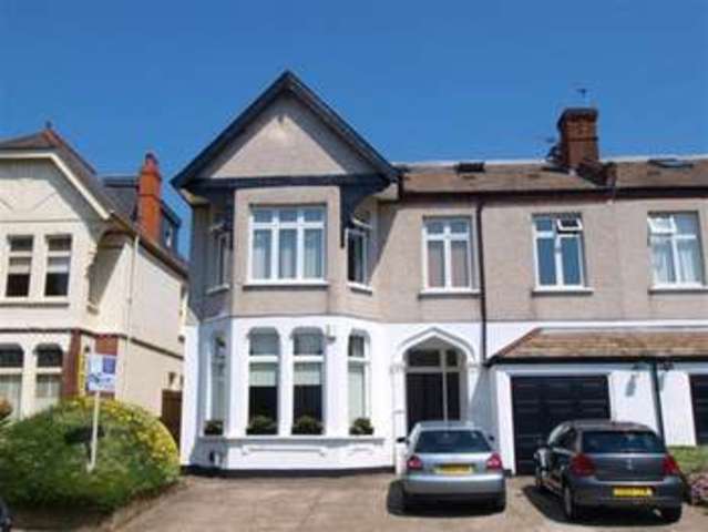  Image of 2 bedroom Flat for sale in Warren Avenue Bromley BR1 at Bromley Kent Bromley, BR1 4BS