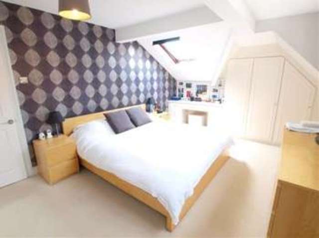  Image of 2 bedroom Flat for sale in Warren Avenue Bromley BR1 at Bromley Kent Bromley, BR1 4BS