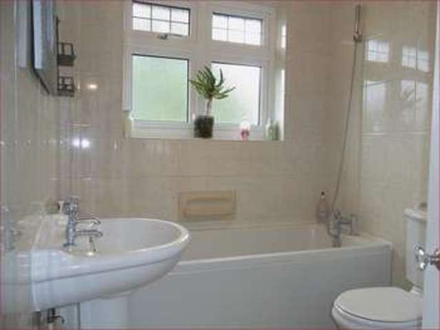  Image of 3 bedroom Semi-Detached house for sale in Warwick Road New Barnet Barnet EN5 at Warwick Road  New Barnet, EN5 5EH