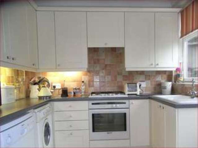  Image of 3 bedroom Semi-Detached house for sale in Warwick Road New Barnet Barnet EN5 at Warwick Road  New Barnet, EN5 5EH