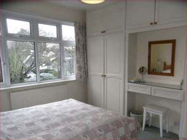  Image of 3 bedroom Semi-Detached house for sale in Warwick Road New Barnet Barnet EN5 at Warwick Road  New Barnet, EN5 5EH