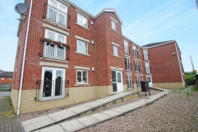  Image of 2 bedroom Flat for sale in Water Royd Lane Mirfield WF14 at Water Royd Lane  Mirfield, WF14 9DF