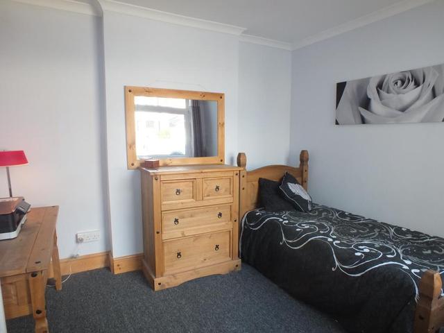  Image of 4 bedroom Detached house for sale in Waterloo Road Hakin Milford Haven SA73 at Hakin Milford Haven Milford Haven, SA73 3PE