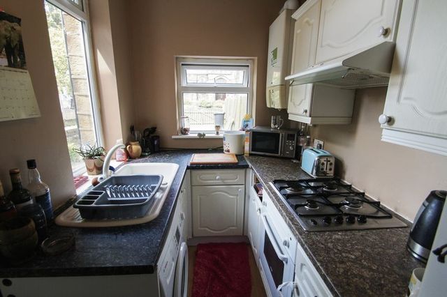  Image of 3 bedroom Detached house for sale in Waverley Road Elland HX5 at Waverley Road  Elland, HX5 0NL