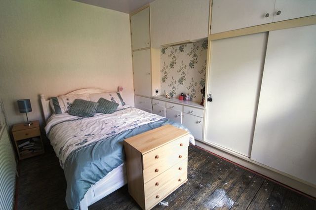  Image of 3 bedroom Detached house for sale in Waverley Road Elland HX5 at Waverley Road  Elland, HX5 0NL