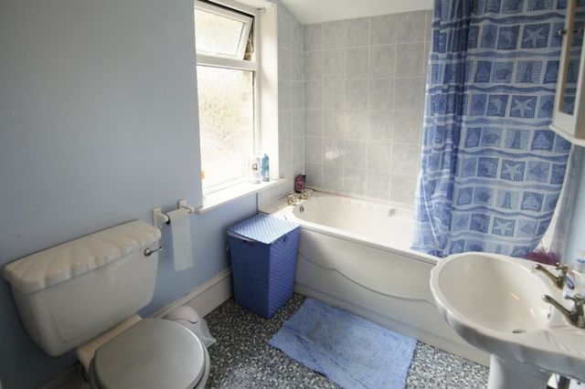  Image of 3 bedroom Detached house for sale in Waverley Road Elland HX5 at Waverley Road  Elland, HX5 0NL
