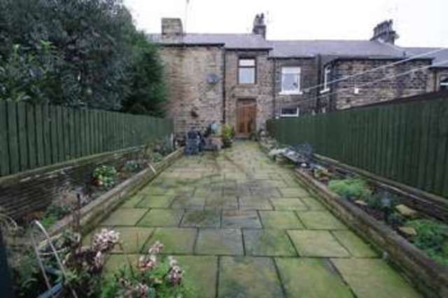  Image of 3 bedroom Terraced house for sale in Waverley Road Elland HX5 at Waverley Road  Elland, HX5 0NL