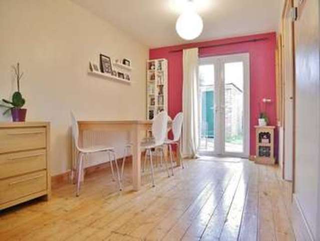  Image of 3 bedroom End of Terrace for sale in Waxes Close Abingdon OX14 at Abingdon, OX14 2NG