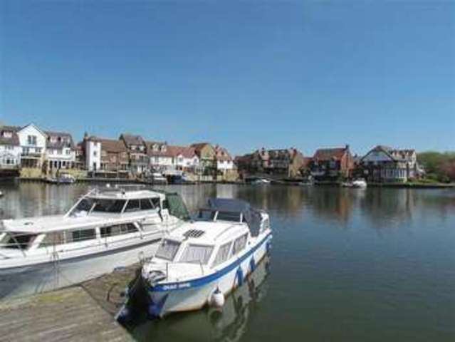  Image of 2 bedroom Apartment to rent in West Quay Abingdon OX14 at Abingdon, OX14 5TL