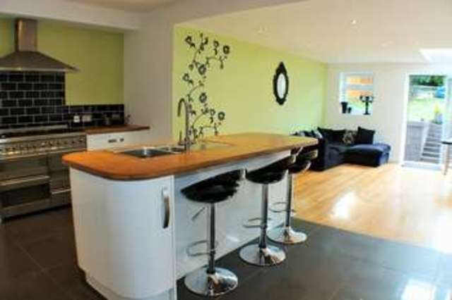  Image of 4 bedroom Semi-Detached house for sale in The Brow Waterlooville PO7 at Widley Waterlooville Hampshire, PO7 5BZ