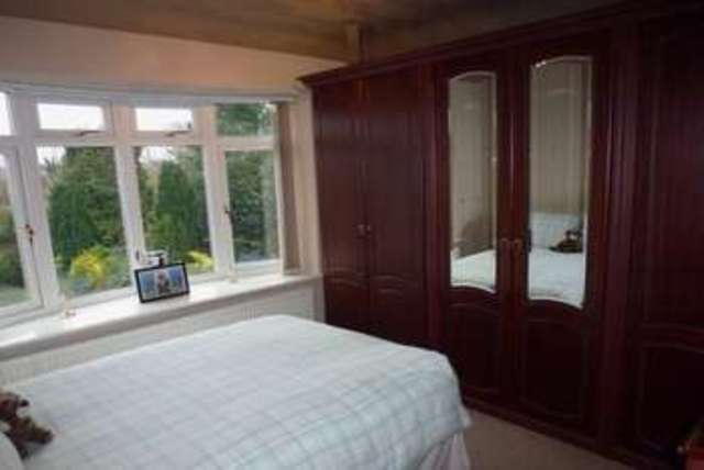  Image of 5 bedroom Semi-Detached house to rent in Wilcott Road Gatley Cheadle SK8 at WILCOTT ROAD GATLEY CHEADLE, SK8 4DX