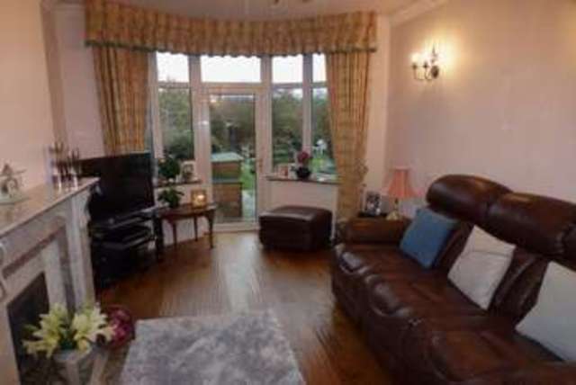 Image of 5 bedroom Semi-Detached house to rent in Wilcott Road Gatley Cheadle SK8 at WILCOTT ROAD GATLEY CHEADLE, SK8 4DX
