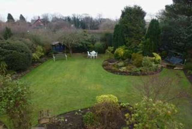  Image of 5 bedroom Semi-Detached house to rent in Wilcott Road Gatley Cheadle SK8 at WILCOTT ROAD GATLEY CHEADLE, SK8 4DX