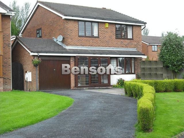  Image of 4 bedroom Property to rent in Windermere Drive Priorslee Telford TF2 at Windermere Drive Priorslee Telford, TF2 9RA