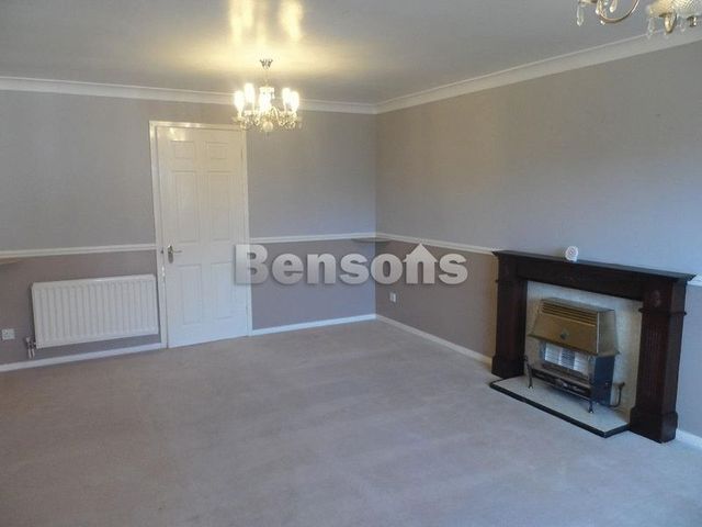  Image of 4 bedroom Property to rent in Windermere Drive Priorslee Telford TF2 at Windermere Drive Priorslee Telford, TF2 9RA