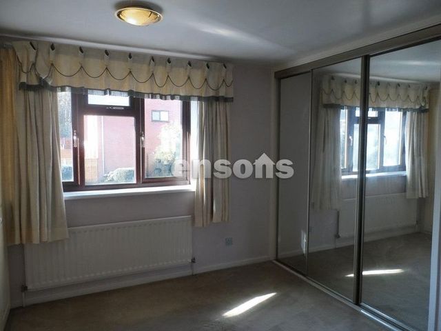  Image of 4 bedroom Property to rent in Windermere Drive Priorslee Telford TF2 at Windermere Drive Priorslee Telford, TF2 9RA
