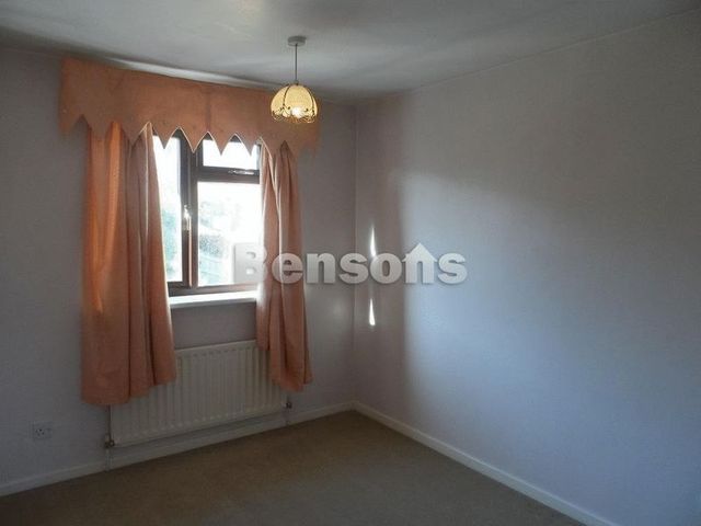  Image of 4 bedroom Property to rent in Windermere Drive Priorslee Telford TF2 at Windermere Drive Priorslee Telford, TF2 9RA
