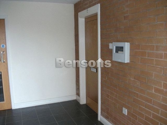  Image of 2 bedroom Flat to rent in Withering Close Wellington Telford TF1 at Withering Close Wellington Telford, TF1 1NT