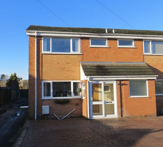  Image of 3 bedroom Semi-Detached house to rent in Woodrow Close Catshill Bromsgrove B61 at Woodrow Close Catshill Bromsgrove, B61 0NY