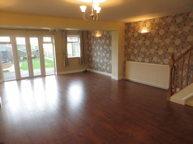  Image of 3 bedroom Semi-Detached house to rent in Woodrow Close Catshill Bromsgrove B61 at Woodrow Close Catshill Bromsgrove, B61 0NY