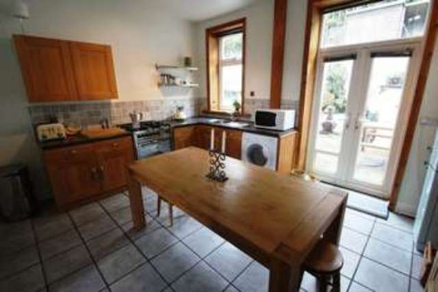  Image of 2 bedroom Terraced house to rent in Woodside View Greetland Halifax HX4 at Woodside View Greetland Halifax, HX4 8BP