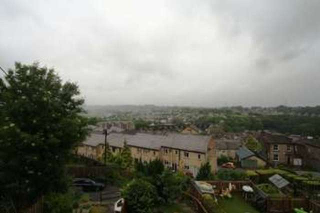  Image of 2 bedroom Terraced house to rent in Woodside View Greetland Halifax HX4 at Woodside View Greetland Halifax, HX4 8BP