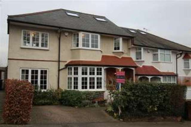  Image of 5 bedroom Semi-Detached house for sale in Woodville Road New Barnet Barnet EN5 at Woodville Road  NEW BARNET, EN5 5NS