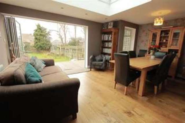  Image of 5 bedroom Semi-Detached house for sale in Woodville Road New Barnet Barnet EN5 at Woodville Road  NEW BARNET, EN5 5NS