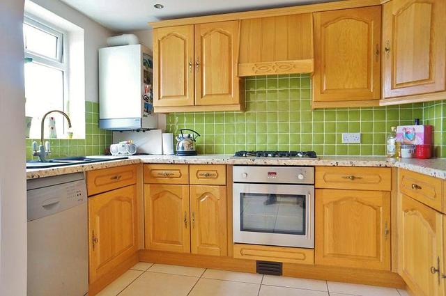  Image of 2 bedroom Terraced house for sale in Wootton Road Abingdon OX14 at Abingdon, OX14 1LJ
