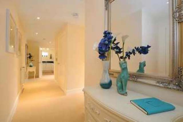 Image of 1 bedroom Apartment for sale in Wootton Road Abingdon OX14 at Wootton Road  Abingdon, OX14 1JA