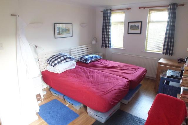  Image of 2 bedroom Bungalow for sale in Frances Lane Saundersfoot SA69 at Saundersfoot Pembrokeshire Saundersfoot, SA69 9HB