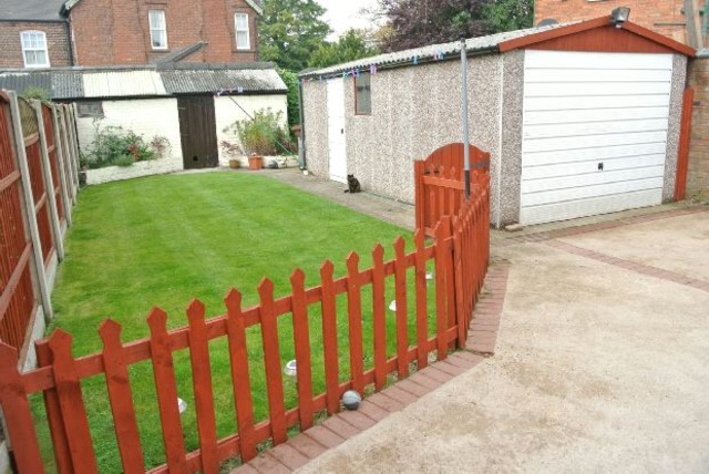  Image of 4 bedroom Semi-Detached house for sale in York Avenue Sandiacre Nottingham NG10 at York Avenue  Sandiacre, NG10 5HA