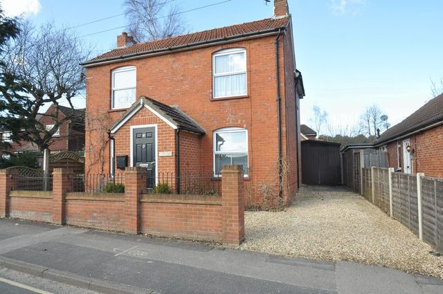  Image of 3 bedroom Detached house for sale in Sandy Lane Farnborough GU14 at Sandy Lane Farnborough Farnborough, GU14 9HJ