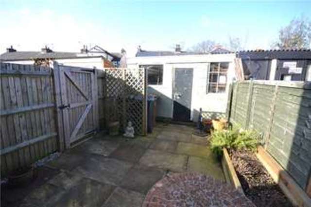  Image of 2 bedroom End of Terrace to rent in Barrells Down Road Bishop