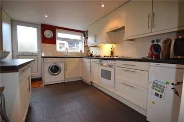  Image of 2 bedroom End of Terrace to rent in Barrells Down Road Bishop
