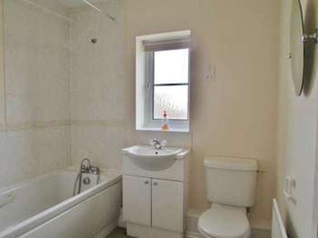  Image of 2 bedroom Flat to rent in Smiths Wharf Wantage OX12 at Limborough Lane  Wantage, OX12 9GH