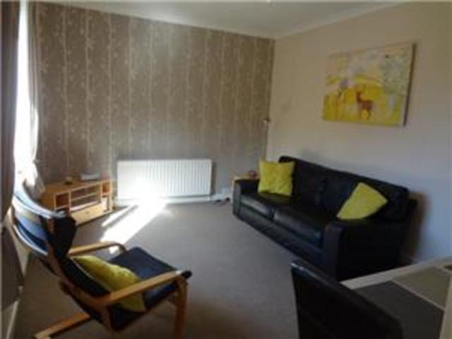  Image of 4 bedroom Detached house to rent in Carrick Knowe Grove Edinburgh EH12 at Corstorphine Edinburgh Edinburgh, EH12 7DB