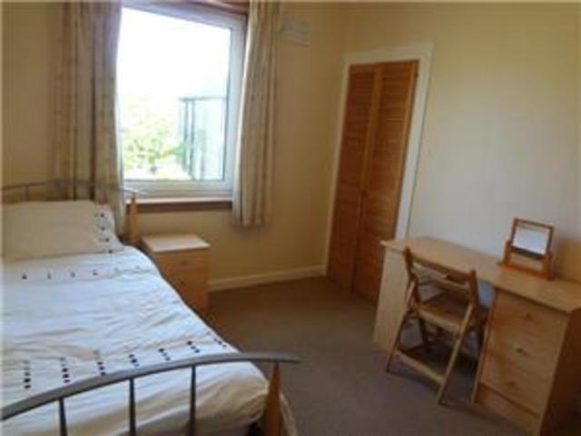  Image of 4 bedroom Detached house to rent in Carrick Knowe Grove Edinburgh EH12 at Corstorphine Edinburgh Edinburgh, EH12 7DB