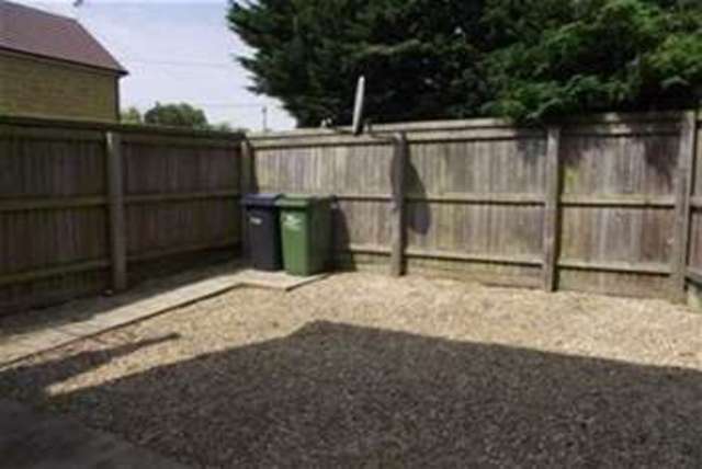  Image of 1 bedroom Flat to rent in Charles Street Corsham SN13 at Corsham, SN13 0AN