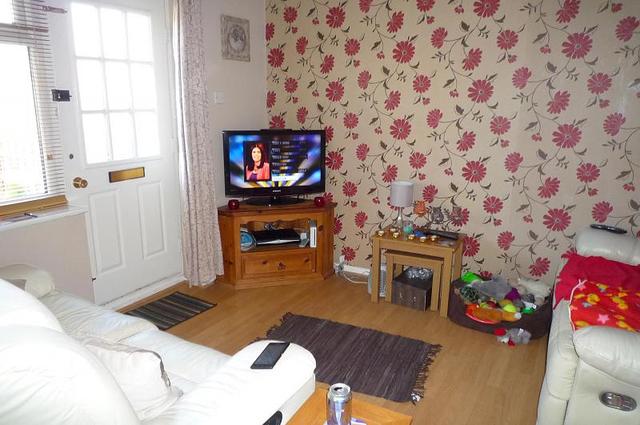  Image of 1 bedroom End of Terrace to rent in Corby Crescent Portsmouth PO3 at Portsmouth, PO3 5UR