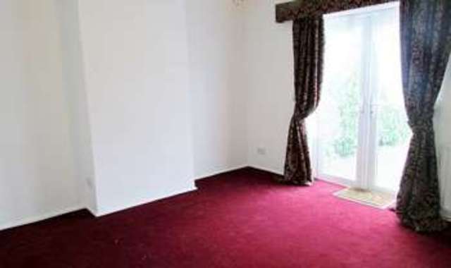  Image of 3 bedroom Semi-Detached house to rent in Hamfield Wantage OX12 at Wantage, OX12 9EG