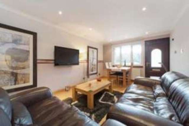  Image of 2 bedroom Flat for sale in Heritage Court Fruin Avenue Newton Mearns Glasgow G77 at Fruin Avenue Newton Mearns Mearns, G77 6RG
