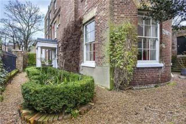  Image of 3 bedroom Flat for sale in Dartmouth Hill London SE10 at Dartmouth Hill London Greenwich, SE10 8AQ