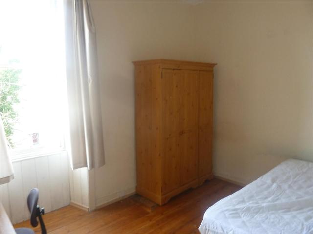  Image of 2 bedroom Flat to rent in Montague Street Edinburgh EH8 at Newington Edinburgh Edinburgh, EH8 9QS