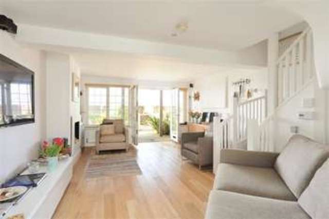  Image of 4 bedroom End of Terrace for sale in Seaway Cottages Wave Crest Whitstable CT5 at Seaway Cottage  Whitstable, CT5 1EQ