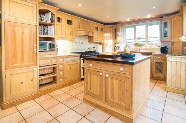  Image of 5 bedroom Detached house for sale in The Street Berden Bishop